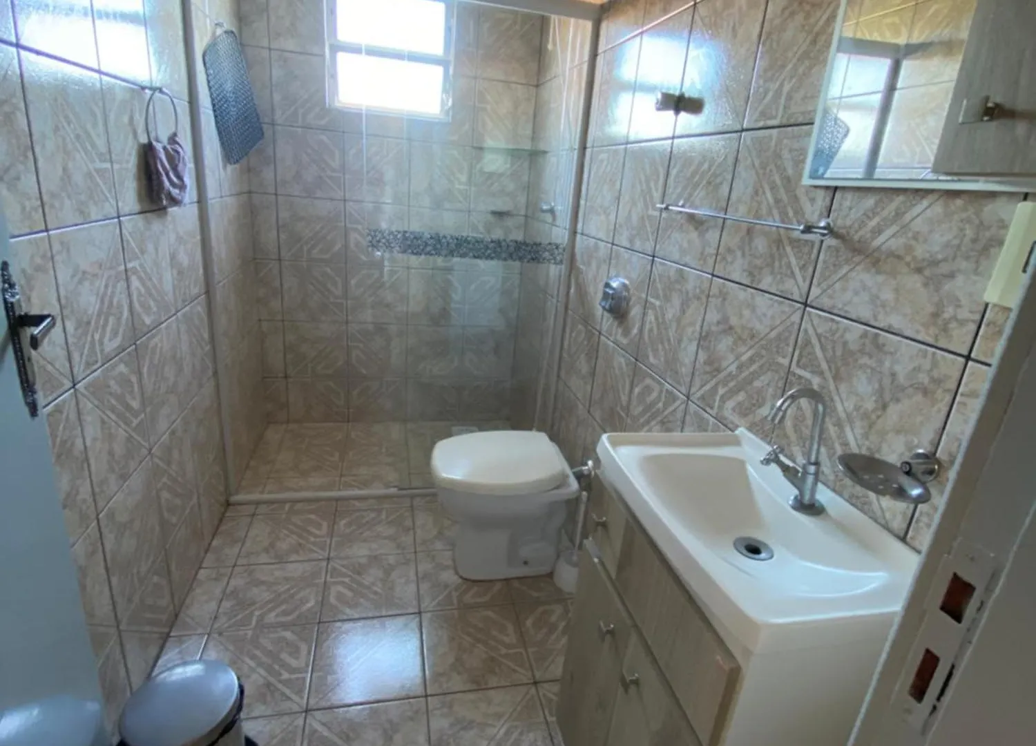 Guest house J E E Apartamentos Na Barra Da Lagoa Florianopolis Brazil